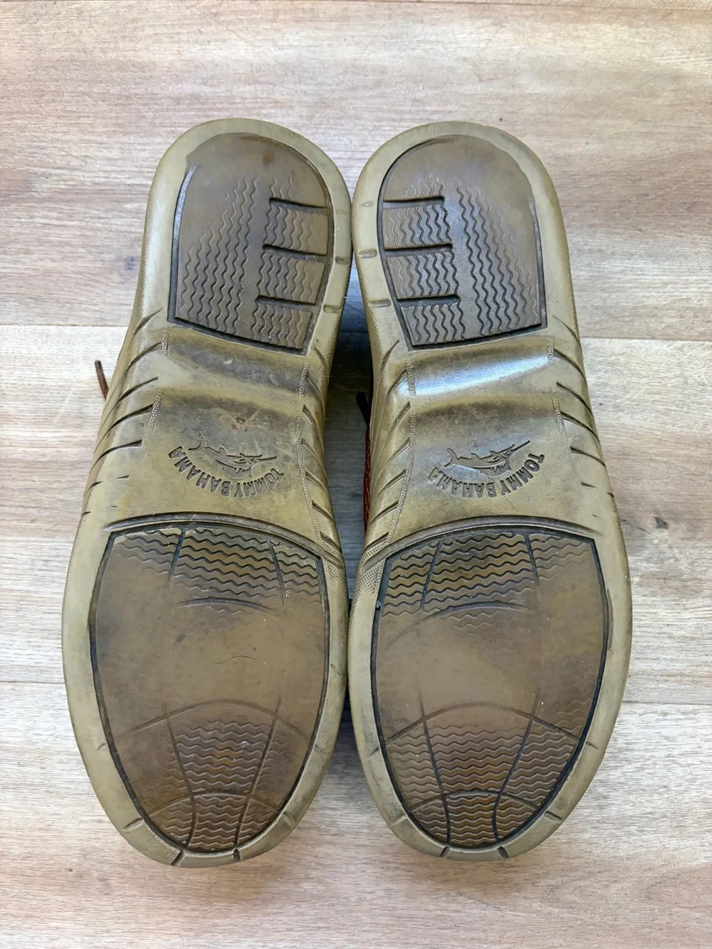 Tommy Bahama Tan Leather Boat Shoes 11 Fall